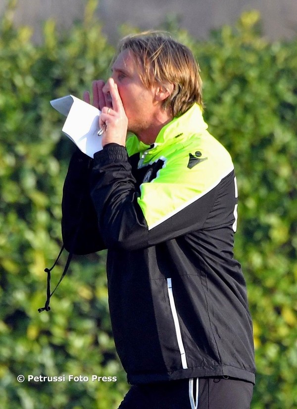 32 Allenamento 27-02-2019 Foto Petrussi - Copia.jpg