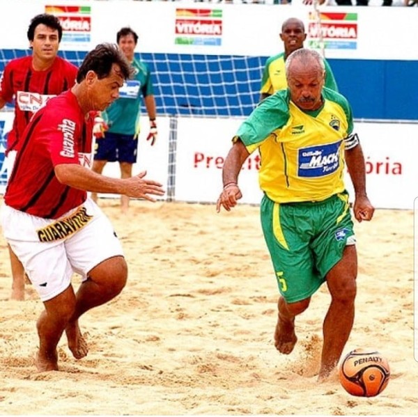 Edinho con Junior