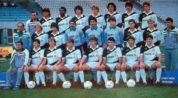 Udinese 1985-86 Colombo secondo da sn riga in mezzo.jpg