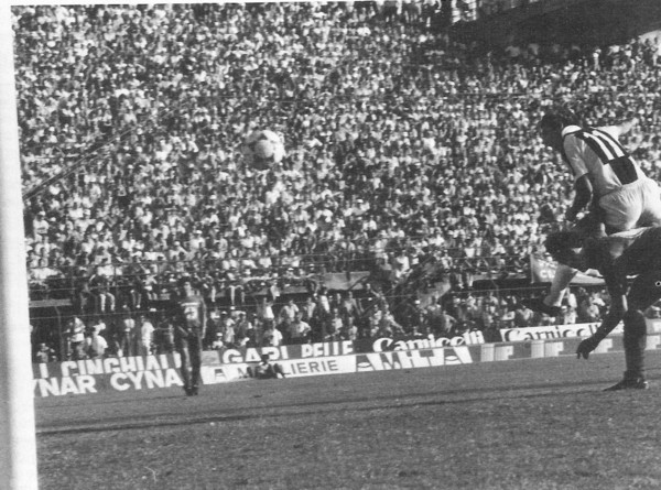 Pulici 1982 primo gol alla Fuiorentina.jpg